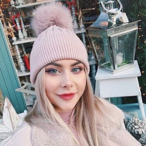 Meet your Posher, Alina